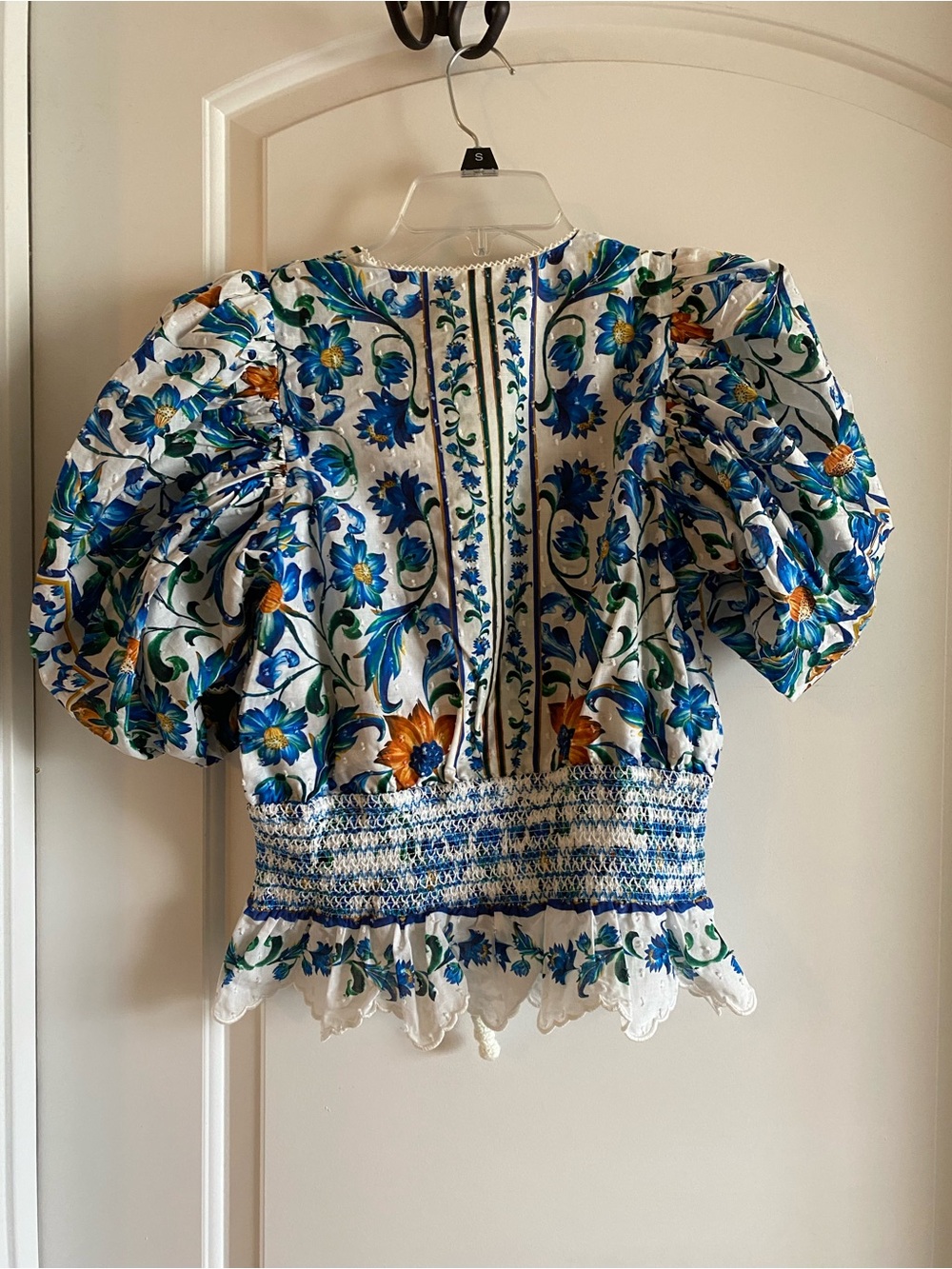 NWT Farm Rio - Off-White Flora Tile Smocked Blouse M - Picture 2 of 6